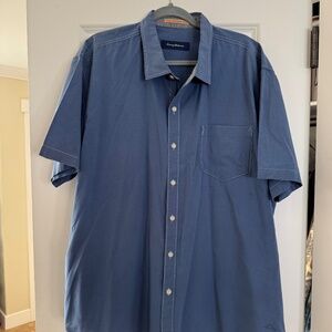 Tommy Bahama Button down Short Sleeve